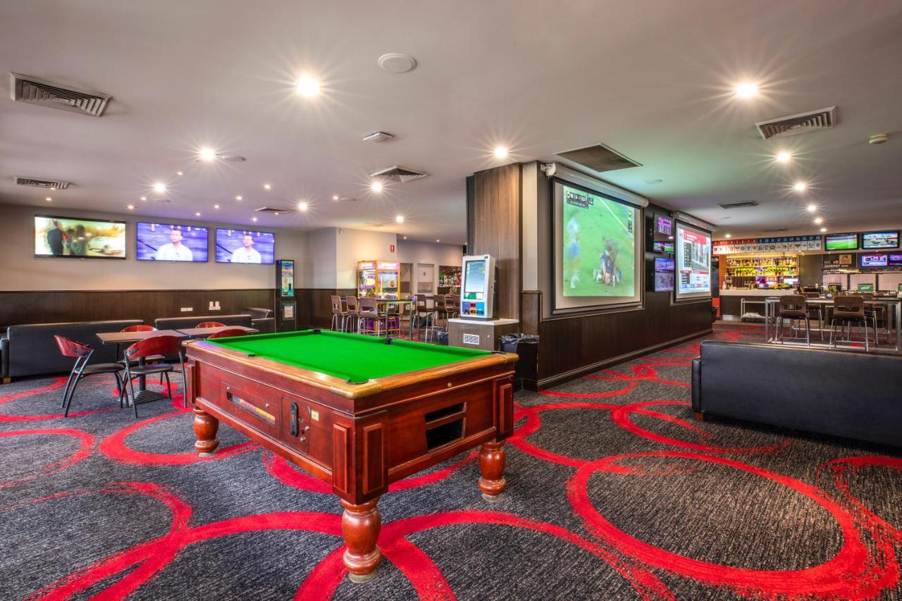 Hotel Nightcap At Ashley Braybrook